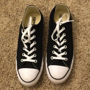 New! Authentic black converse! Feel free to offer!